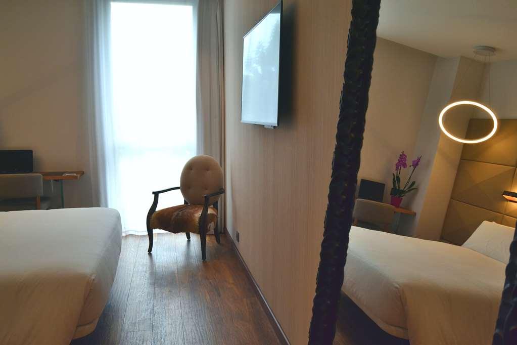 Hotel Sb Glow 巴塞罗那 客房 照片